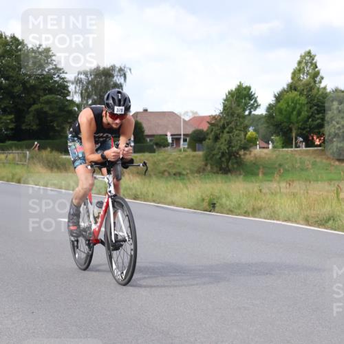 25.08.2024 - Elbe Triathlon Hamburg Fuchs,  Jonas http://msf.ph/oto/6866194 25.08.2024 10:12:26 Radfahren 420, 545, 378, 452, 269 meine-sportfotos.de