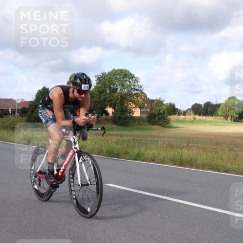 25.08.2024 - Elbe Triathlon Hamburg Fuchs,  Jonas http://msf.ph/oto/6866201 25.08.2024 10:12:26 Radfahren 420, 545, 378, 452, 269 meine-sportfotos.de