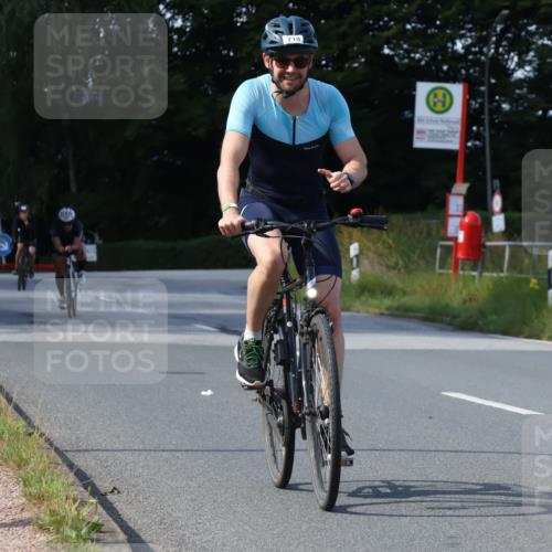 25.08.2024 - Elbe Triathlon Hamburg Fuchs,  Jonas http://msf.ph/oto/6866215 25.08.2024 10:55:26 Radfahren 1512, 1617, 718, 1440, 757 meine-sportfotos.de