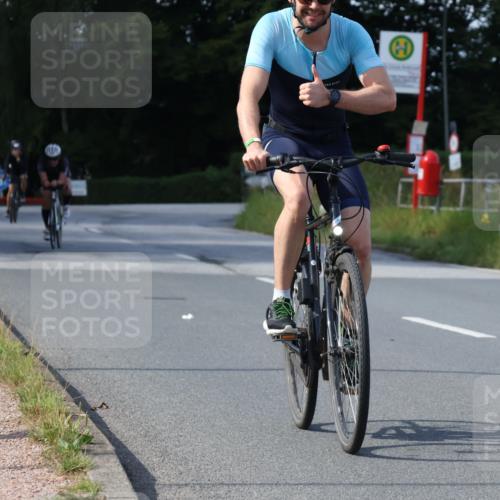 25.08.2024 - Elbe Triathlon Hamburg Fuchs,  Jonas http://msf.ph/oto/6866219 25.08.2024 10:55:26 Radfahren 1512, 1617, 718, 1440, 757 meine-sportfotos.de