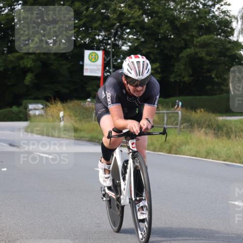 25.08.2024 - Elbe Triathlon Hamburg Fuchs,  Jonas http://msf.ph/oto/6866228 25.08.2024 10:55:30 Radfahren 1617, 718, 1440, 757 meine-sportfotos.de