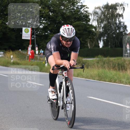 25.08.2024 - Elbe Triathlon Hamburg Fuchs,  Jonas http://msf.ph/oto/6866233 25.08.2024 10:55:30 Radfahren 1617, 718, 1440, 757 meine-sportfotos.de