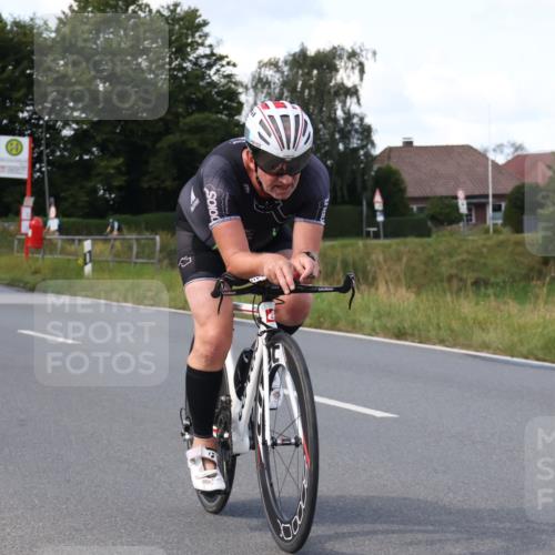 25.08.2024 - Elbe Triathlon Hamburg Fuchs,  Jonas http://msf.ph/oto/6866238 25.08.2024 10:55:30 Radfahren 1617, 718, 1440, 757 meine-sportfotos.de