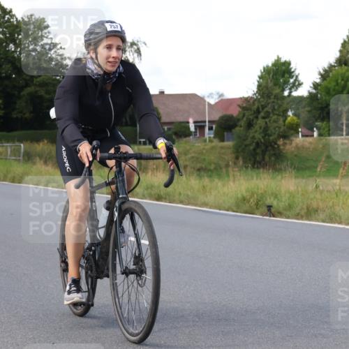 25.08.2024 - Elbe Triathlon Hamburg Fuchs,  Jonas http://msf.ph/oto/6866263 25.08.2024 10:55:33 Radfahren 718, 1440, 757, 1509, 771 meine-sportfotos.de