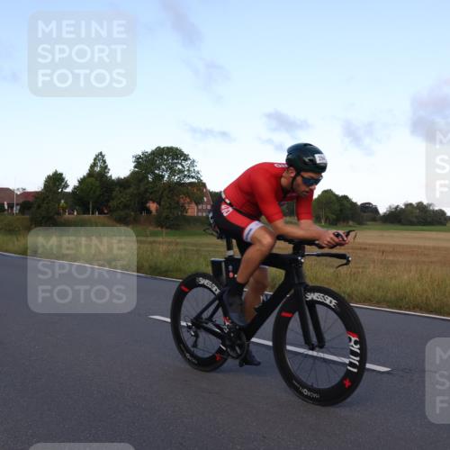 25.08.2024 - Elbe Triathlon Hamburg Fuchs,  Jonas http://msf.ph/oto/6866275 25.08.2024 09:25:36 Radfahren 363, 284 meine-sportfotos.de