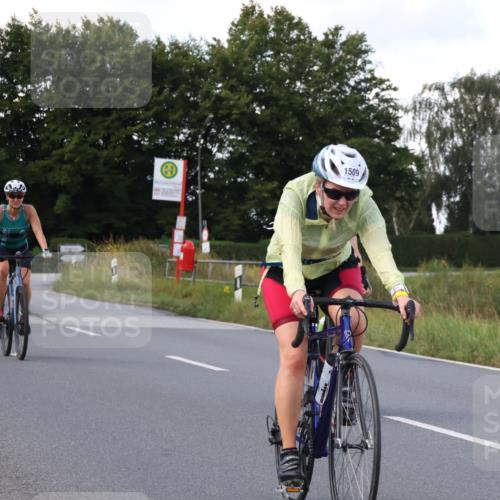 25.08.2024 - Elbe Triathlon Hamburg Fuchs,  Jonas http://msf.ph/oto/6866284 25.08.2024 10:55:39 Radfahren 1509, 771, 1523, 675, 1472 meine-sportfotos.de