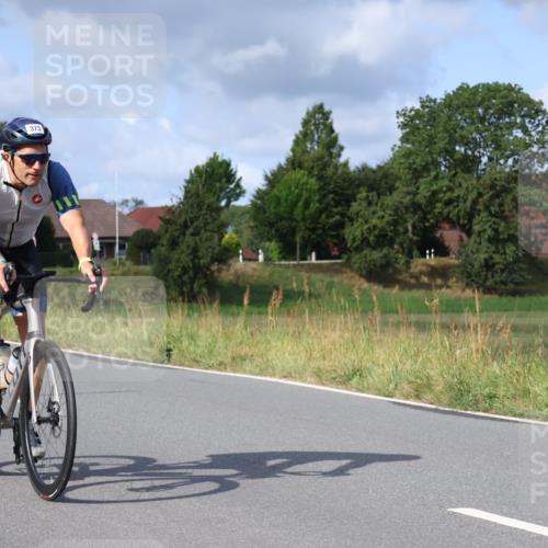 25.08.2024 - Elbe Triathlon Hamburg Fuchs,  Jonas http://msf.ph/oto/6866299 25.08.2024 10:12:43 Radfahren 373, 376 meine-sportfotos.de