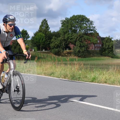 25.08.2024 - Elbe Triathlon Hamburg Fuchs,  Jonas http://msf.ph/oto/6866306 25.08.2024 10:12:43 Radfahren 373, 376 meine-sportfotos.de