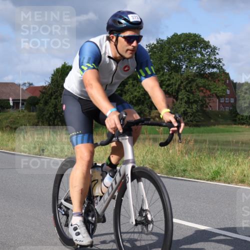 25.08.2024 - Elbe Triathlon Hamburg Fuchs,  Jonas http://msf.ph/oto/6866307 25.08.2024 10:12:43 Radfahren 373, 376 meine-sportfotos.de