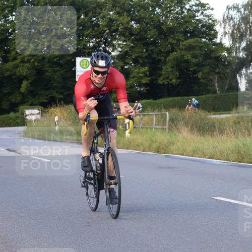 25.08.2024 - Elbe Triathlon Hamburg Fuchs,  Jonas http://msf.ph/oto/6866309 25.08.2024 09:25:49 Radfahren 347, 77, 238 meine-sportfotos.de