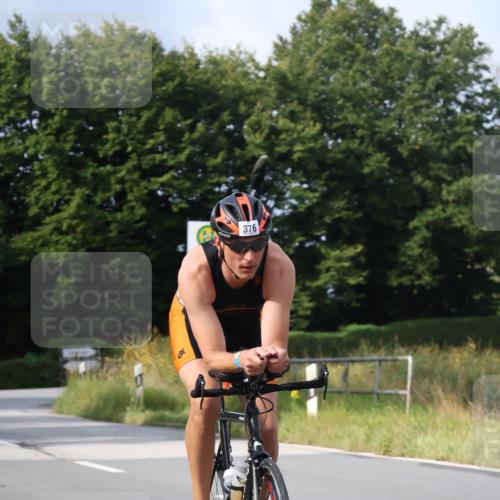 25.08.2024 - Elbe Triathlon Hamburg Fuchs,  Jonas http://msf.ph/oto/6866315 25.08.2024 10:12:46 Radfahren 373, 376 meine-sportfotos.de