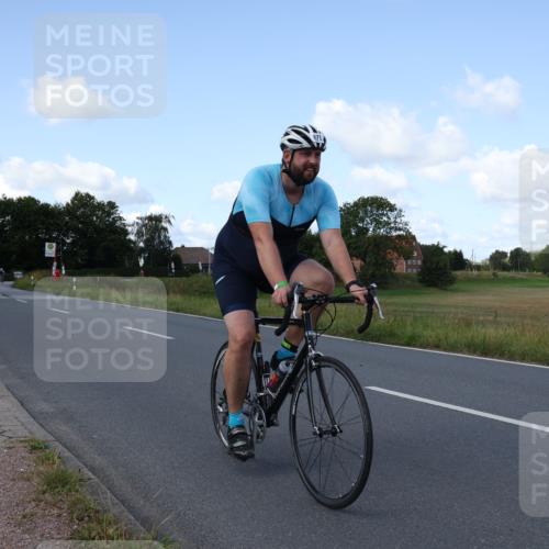 25.08.2024 - Elbe Triathlon Hamburg Fuchs,  Jonas http://msf.ph/oto/6866335 25.08.2024 10:55:42 Radfahren 1509, 771, 1523, 675, 1472 meine-sportfotos.de