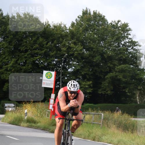 25.08.2024 - Elbe Triathlon Hamburg Fuchs,  Jonas http://msf.ph/oto/6866342 25.08.2024 10:12:58 Radfahren 372, 469 meine-sportfotos.de