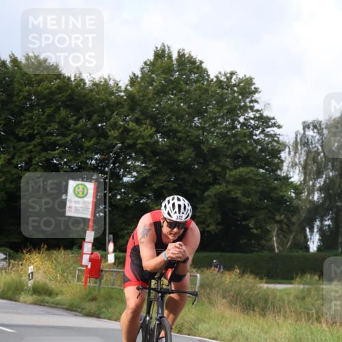25.08.2024 - Elbe Triathlon Hamburg Fuchs,  Jonas http://msf.ph/oto/6866345 25.08.2024 10:12:59 Radfahren 372, 469 meine-sportfotos.de