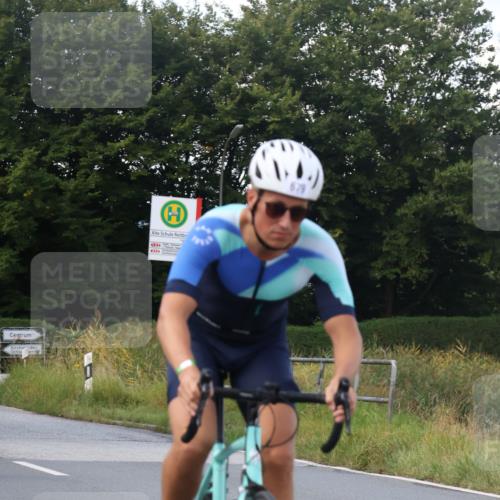 25.08.2024 - Elbe Triathlon Hamburg Fuchs,  Jonas http://msf.ph/oto/6866360 25.08.2024 10:55:50 Radfahren 1472, 679, 1528, 1489 meine-sportfotos.de
