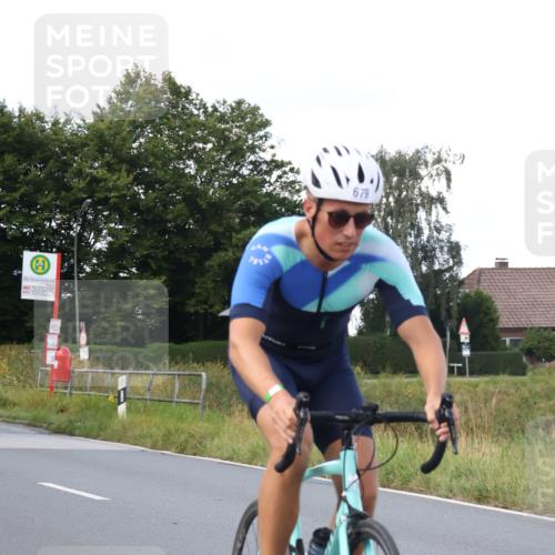 25.08.2024 - Elbe Triathlon Hamburg Fuchs,  Jonas http://msf.ph/oto/6866369 25.08.2024 10:55:50 Radfahren 1472, 679, 1528, 1489 meine-sportfotos.de
