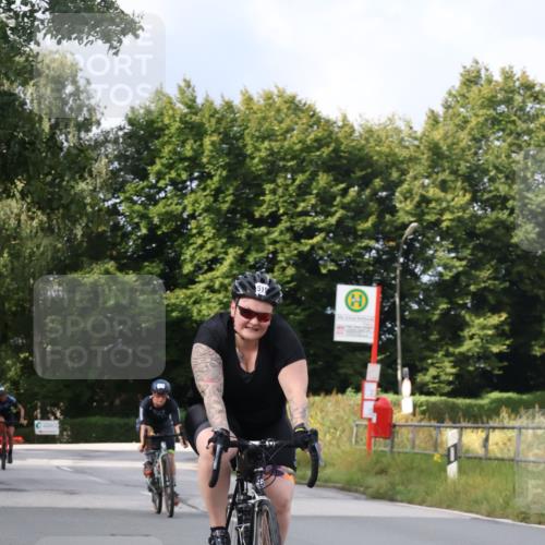 25.08.2024 - Elbe Triathlon Hamburg Fuchs,  Jonas http://msf.ph/oto/6866385 25.08.2024 10:13:08 Radfahren 519, 518, 485 meine-sportfotos.de