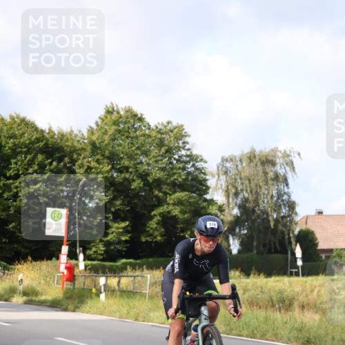 25.08.2024 - Elbe Triathlon Hamburg Fuchs,  Jonas http://msf.ph/oto/6866399 25.08.2024 10:13:11 Radfahren 519, 518, 485 meine-sportfotos.de