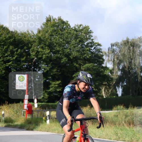25.08.2024 - Elbe Triathlon Hamburg Fuchs,  Jonas http://msf.ph/oto/6866422 25.08.2024 10:13:13 Radfahren 519, 518, 485 meine-sportfotos.de