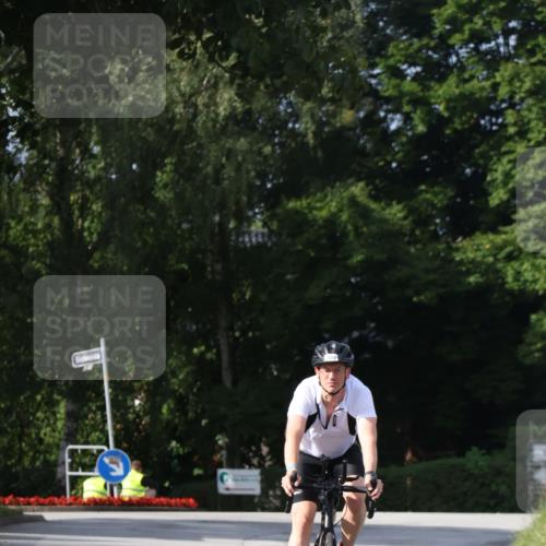 25.08.2024 - Elbe Triathlon Hamburg Fuchs,  Jonas http://msf.ph/oto/6866430 25.08.2024 10:13:26 Radfahren 354 meine-sportfotos.de