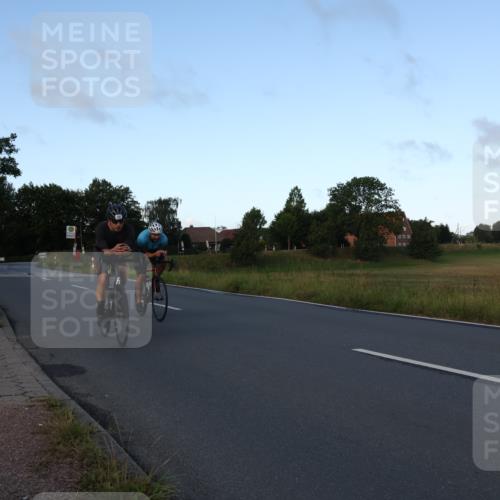 25.08.2024 - Elbe Triathlon Hamburg Fuchs,  Jonas http://msf.ph/oto/6866434 25.08.2024 09:26:01 Radfahren 210, 230, 202, 166, 222, 158 meine-sportfotos.de