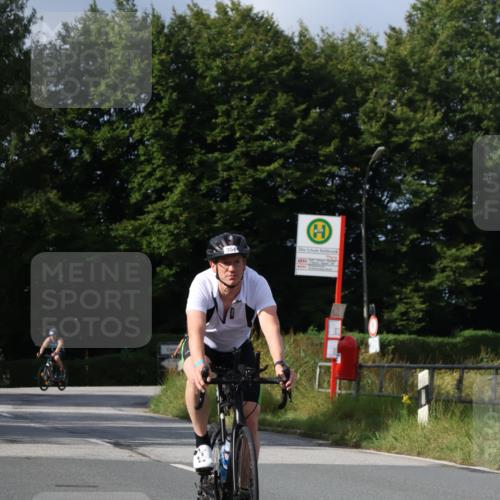 25.08.2024 - Elbe Triathlon Hamburg Fuchs,  Jonas http://msf.ph/oto/6866435 25.08.2024 10:13:27 Radfahren 354 meine-sportfotos.de