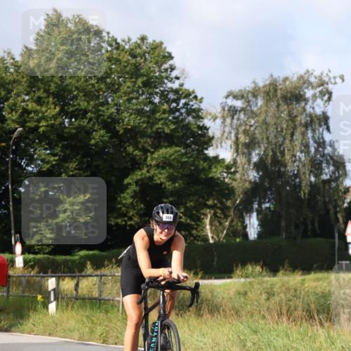 25.08.2024 - Elbe Triathlon Hamburg Fuchs,  Jonas http://msf.ph/oto/6866459 25.08.2024 10:13:35 Radfahren 484, 279, 480 meine-sportfotos.de