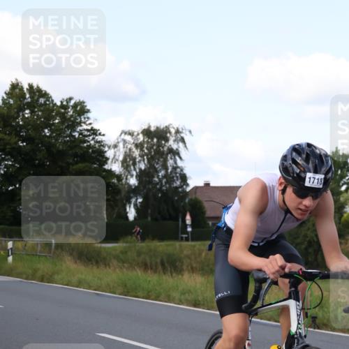 25.08.2024 - Elbe Triathlon Hamburg Fuchs,  Jonas http://msf.ph/oto/6866461 25.08.2024 10:56:04 Radfahren 1561, 1718 meine-sportfotos.de