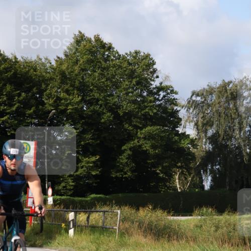 25.08.2024 - Elbe Triathlon Hamburg Fuchs,  Jonas http://msf.ph/oto/6866472 25.08.2024 10:13:36 Radfahren 484, 279, 480 meine-sportfotos.de