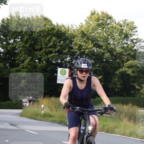 25.08.2024 - Elbe Triathlon Hamburg Fuchs,  Jonas http://msf.ph/oto/6866477 25.08.2024 10:56:17 Radfahren 1491, 1543, 1713, 1715 meine-sportfotos.de