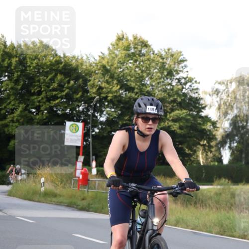 25.08.2024 - Elbe Triathlon Hamburg Fuchs,  Jonas http://msf.ph/oto/6866479 25.08.2024 10:56:17 Radfahren 1491, 1543, 1713, 1715 meine-sportfotos.de