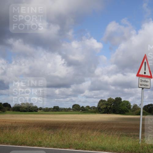 25.08.2024 - Elbe Triathlon Hamburg Fuchs,  Jonas http://msf.ph/oto/6866491 25.08.2024 10:13:37 Radfahren 484, 279, 480 meine-sportfotos.de
