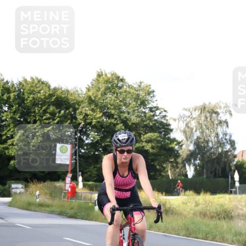 25.08.2024 - Elbe Triathlon Hamburg Fuchs,  Jonas http://msf.ph/oto/6866496 25.08.2024 10:56:20 Radfahren 1491, 1543, 1713, 1715, 1417, 1538, 1422, 1552 meine-sportfotos.de