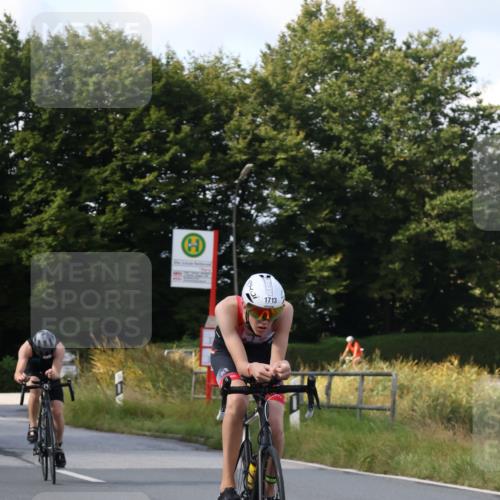 25.08.2024 - Elbe Triathlon Hamburg Fuchs,  Jonas http://msf.ph/oto/6866507 25.08.2024 10:56:21 Radfahren 1491, 1543, 1713, 1715, 1417, 1538, 1422, 1552, 1527 meine-sportfotos.de