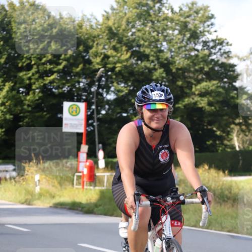 25.08.2024 - Elbe Triathlon Hamburg Fuchs,  Jonas http://msf.ph/oto/6866539 25.08.2024 10:56:24 Radfahren 1543, 1713, 1715, 1417, 1538, 1422, 1552, 1527 meine-sportfotos.de