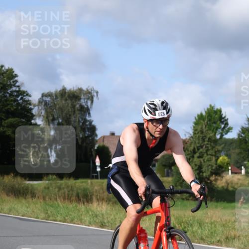 25.08.2024 - Elbe Triathlon Hamburg Fuchs,  Jonas http://msf.ph/oto/6866546 25.08.2024 10:14:01 Radfahren 528, 388, 327, 505 meine-sportfotos.de