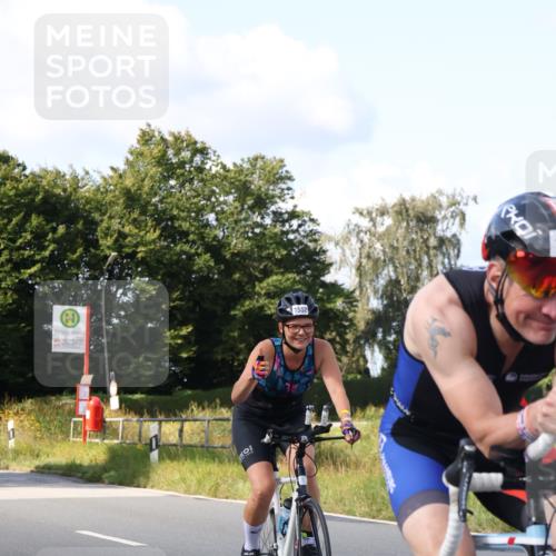 25.08.2024 - Elbe Triathlon Hamburg Fuchs,  Jonas http://msf.ph/oto/6866559 25.08.2024 10:56:27 Radfahren 1713, 1715, 1417, 1538, 1422, 1552, 1527 meine-sportfotos.de