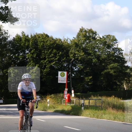 25.08.2024 - Elbe Triathlon Hamburg Fuchs,  Jonas http://msf.ph/oto/6866566 25.08.2024 10:56:27 Radfahren 1713, 1715, 1417, 1538, 1422, 1552, 1527 meine-sportfotos.de