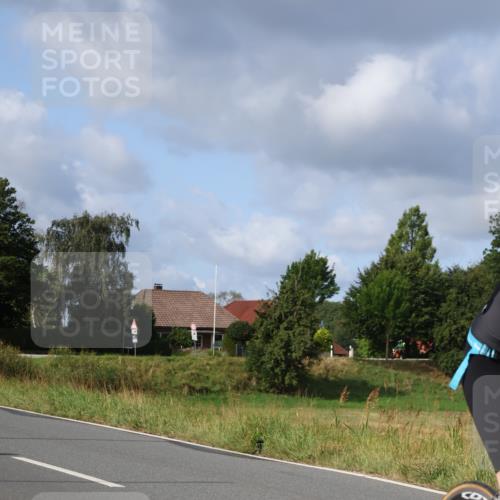 25.08.2024 - Elbe Triathlon Hamburg Fuchs,  Jonas http://msf.ph/oto/6866571 25.08.2024 10:14:04 Radfahren 528, 388, 327, 505, 446 meine-sportfotos.de