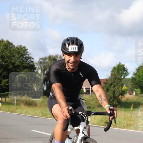 25.08.2024 - Elbe Triathlon Hamburg Fuchs,  Jonas http://msf.ph/oto/6866576 25.08.2024 10:14:05 Radfahren 528, 388, 327, 505, 446, 504 meine-sportfotos.de