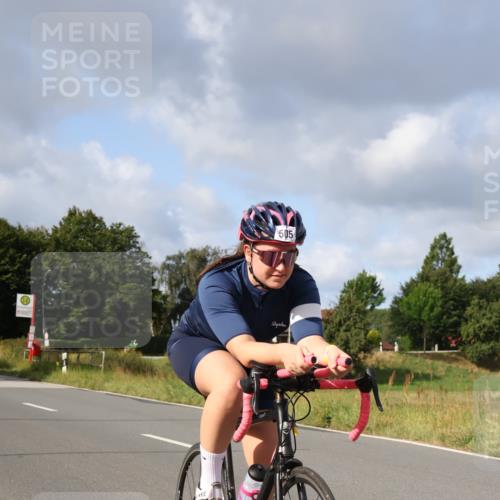 25.08.2024 - Elbe Triathlon Hamburg Fuchs,  Jonas http://msf.ph/oto/6866598 25.08.2024 10:14:07 Radfahren 388, 327, 505, 446, 504 meine-sportfotos.de