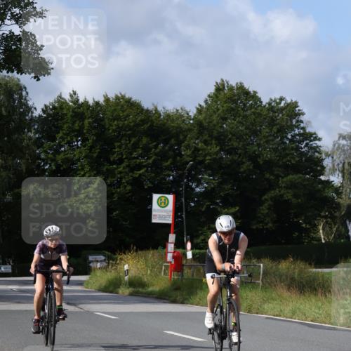 25.08.2024 - Elbe Triathlon Hamburg Fuchs,  Jonas http://msf.ph/oto/6866612 25.08.2024 10:14:10 Radfahren 327, 505, 446, 504 meine-sportfotos.de