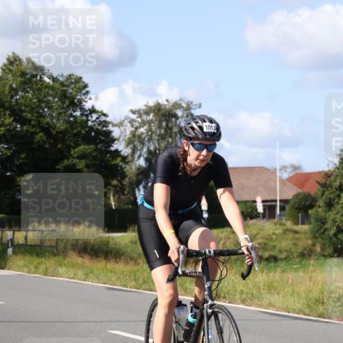 25.08.2024 - Elbe Triathlon Hamburg Fuchs,  Jonas http://msf.ph/oto/6866614 25.08.2024 10:56:38 Radfahren 1485, 460, 1513, 772 meine-sportfotos.de