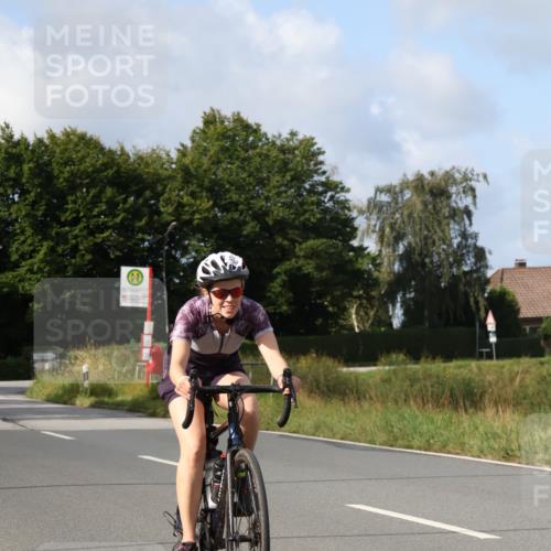 25.08.2024 - Elbe Triathlon Hamburg Fuchs,  Jonas http://msf.ph/oto/6866615 25.08.2024 10:14:11 Radfahren 505, 446, 504 meine-sportfotos.de