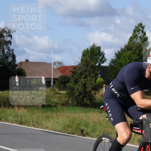 25.08.2024 - Elbe Triathlon Hamburg Fuchs,  Jonas http://msf.ph/oto/6866640 25.08.2024 10:56:42 Radfahren 1513, 772, 635, 519 meine-sportfotos.de