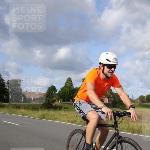 25.08.2024 - Elbe Triathlon Hamburg Fuchs,  Jonas http://msf.ph/oto/6866657 25.08.2024 10:14:28 Radfahren 280, 351 meine-sportfotos.de