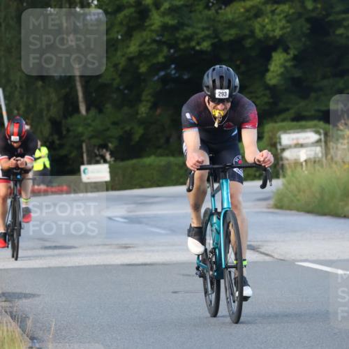 25.08.2024 - Elbe Triathlon Hamburg Fuchs,  Jonas http://msf.ph/oto/6866679 25.08.2024 09:26:29 Radfahren 194, 217, 244, 193, 293, 239 meine-sportfotos.de