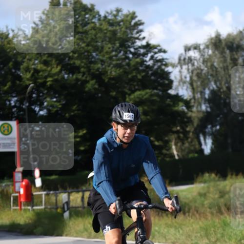 25.08.2024 - Elbe Triathlon Hamburg Fuchs,  Jonas http://msf.ph/oto/6866681 25.08.2024 10:56:52 Radfahren 635, 519, 1567, 712 meine-sportfotos.de