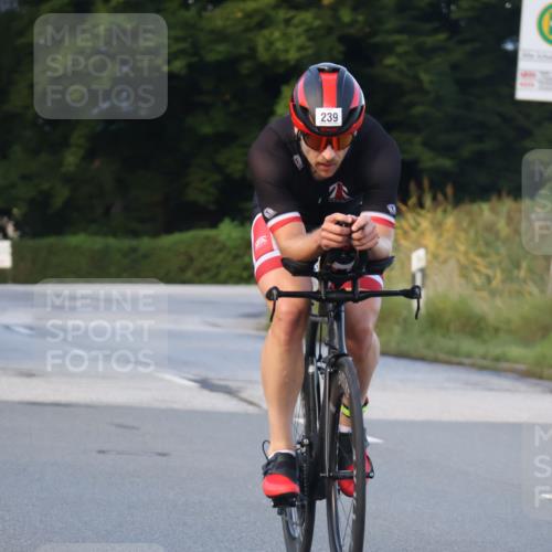 25.08.2024 - Elbe Triathlon Hamburg Fuchs,  Jonas http://msf.ph/oto/6866689 25.08.2024 09:26:30 Radfahren 194, 217, 244, 193, 293, 239 meine-sportfotos.de