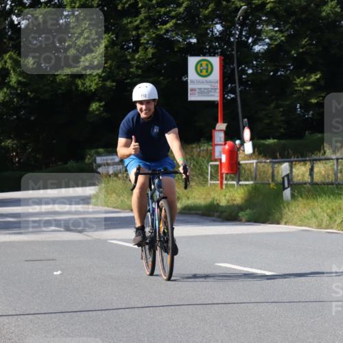 25.08.2024 - Elbe Triathlon Hamburg Fuchs,  Jonas http://msf.ph/oto/6866690 25.08.2024 10:56:56 Radfahren 1567, 712, 1524 meine-sportfotos.de